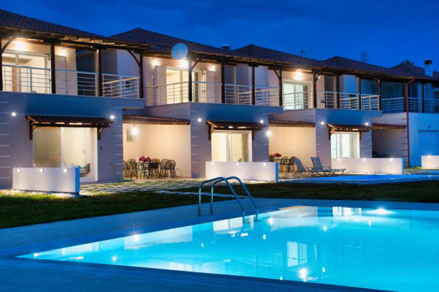 Real Estate (Airbnb-Villas-Chalkidiki)